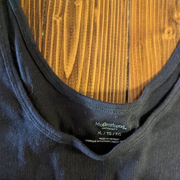 NWT Motherhood Maternity Due in January Tank - Picture 4 of 6